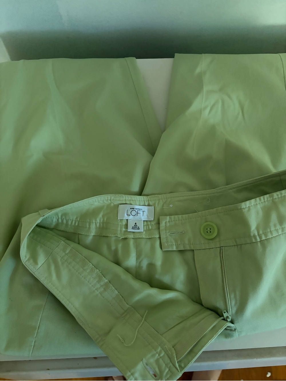 LOFT Men's Pale Green Chinos